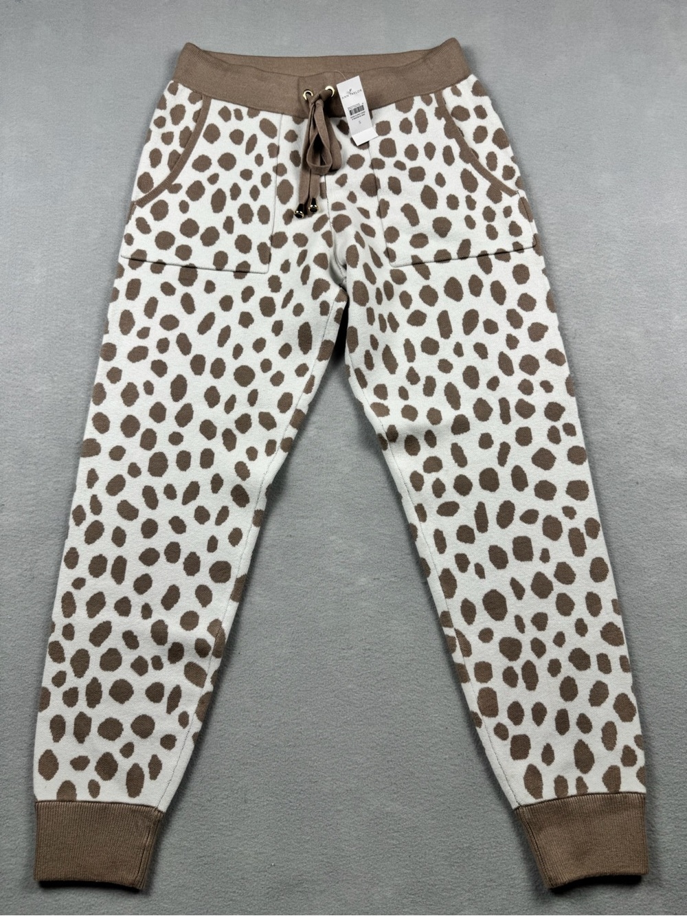 Ann Taylor Womens Small Sweater Knit Leopard Joggers Pants Drawstring Cuff Ankle